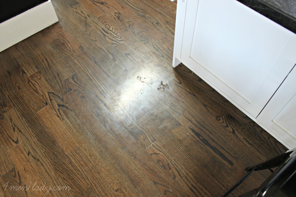 Reviewing My Own House Wood Floors, Laminate Flooring That Doesn T Show Dirt